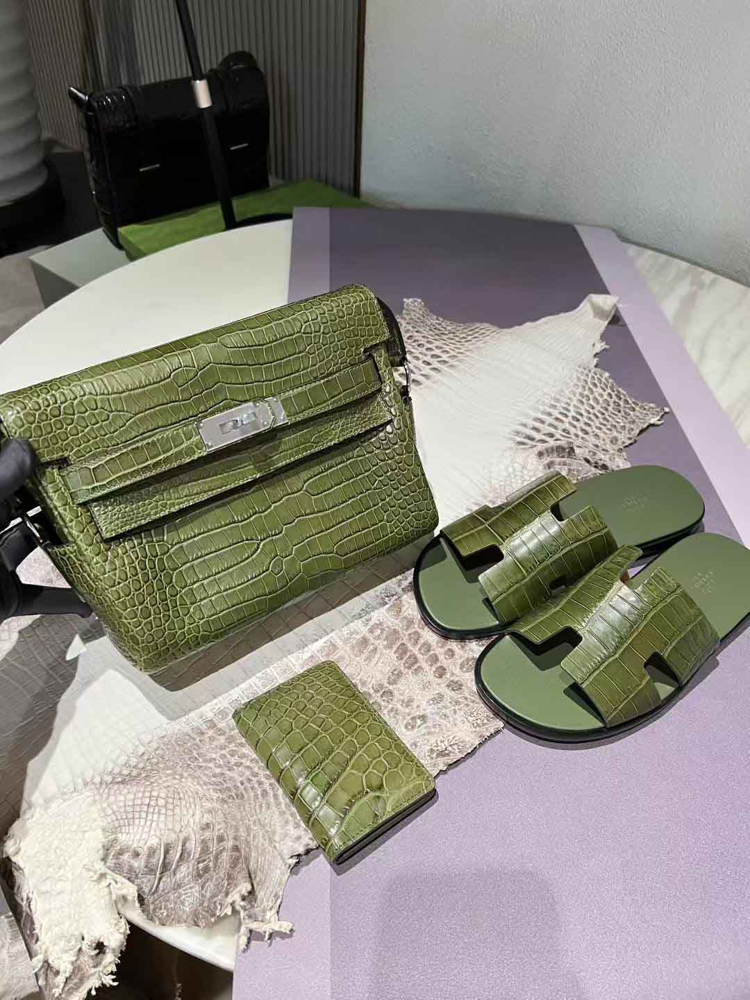 橄榄绿整套定制    